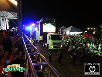 2013.11.09 Planeta Dragão